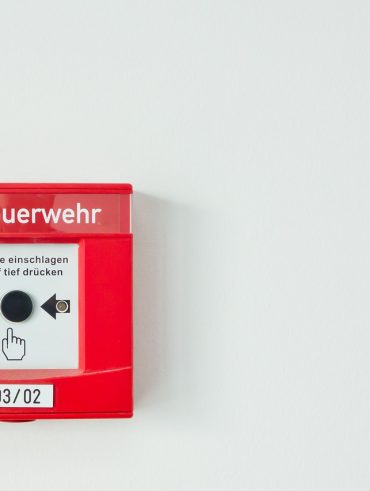 une alarme incendie qui sonne sans raison