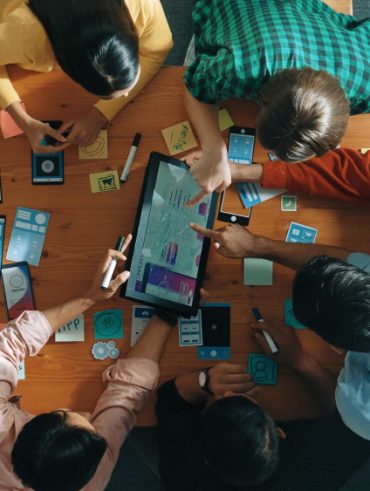 Les 5 services clés d’une agence digitale pour développer votre visibilité en ligne