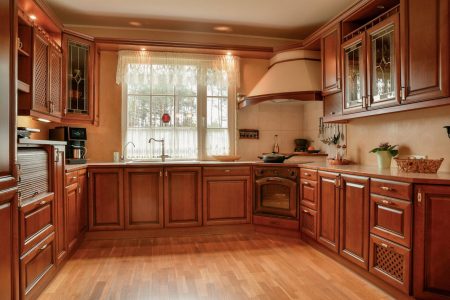 astuces et conseils pratiques pour Rénover une cuisine en bois